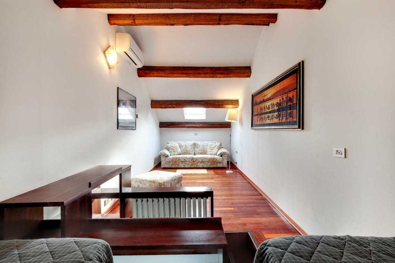 Nobile House Veneza